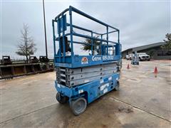 2103 Genie 2632 Scissor Lift 