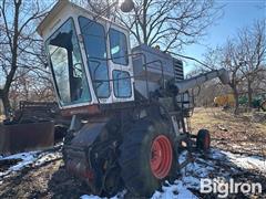 Gleaner K Combine 