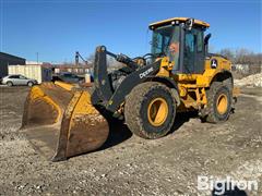 2020 John Deere 624L Wheel Loader W/Bucket & Pallet Forks 