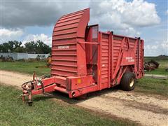 Hesston StakHand 30A Hay Stacker 