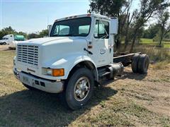 1990 International 4700 S/A Cab & Chassis 