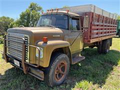 1974 International LoadStar 1600 S/A Grain Truck 