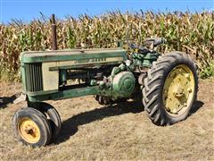 1956 John Deere 520 2WD Tractor 