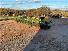 2008 John Deere 1710 MaxEmerge XP 8R36" Planter 