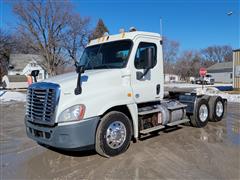 2012 Freightliner Cascadia 125 T/A Truck Tractor 