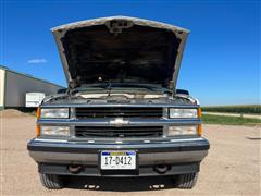 items/639042c59e2dee11a81c0022488cca71/1997chevroletk1500suburban4wdsuv_7d105d25d0304aed9ee71ce6446c4183.jpg