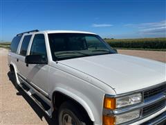 items/639042c59e2dee11a81c0022488cca71/1997chevroletk1500suburban4wdsuv_8b162cc024054404b40fe8428d161573.jpg