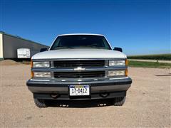 items/639042c59e2dee11a81c0022488cca71/1997chevroletk1500suburban4wdsuv_b3fa6cbdd0ec43f398b4f28f222746d6.jpg