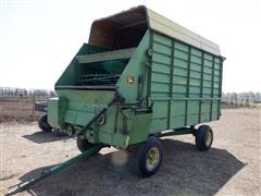 John Deere 714A Forage Wagon 