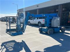 2002 Genie Z-34/22N 34' Articulated Self-Propelled Boom Lift 