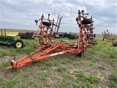 Allis-Chalmers 1300 24’ Field Cultivator 