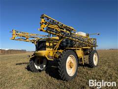 RoGator 1254 Self-Propelled Sprayer 