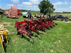 items/644d77a0b63fef11b4ad000d3acfdee0/international18312r30cultivator-5_ea12e669190d4fcc98570b01b51cb886.jpg