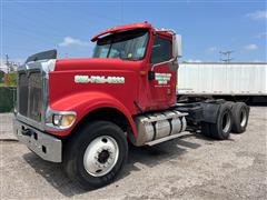 2001 International 5900i T/A Day Cab Truck Tractor 