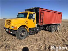 1993 International 4900 T/A Grain Truck 