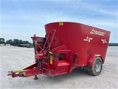 Trioliet 2-1600L Vertical Feed Mixer Wagon 