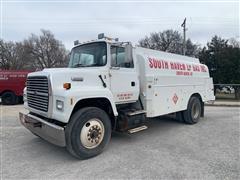 1993 Ford L8000 S/A Fuel Truck 