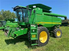 2006 John Deere 9660 STS 2WD Combine 