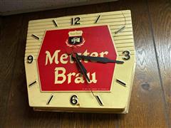 Peter Hand Meister Brau Clock 