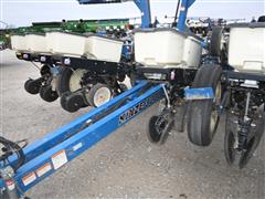 items/65b14582638dee11a81c00224890f82c/kinze320012row30planter_68bab91afb7d4eecaf9289fa2a406ae0.jpg