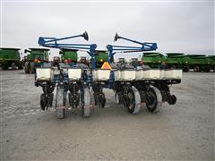 items/65b14582638dee11a81c00224890f82c/kinze320012row30planter_97f7cd2174ba4282ada2a91138821824.jpg