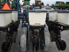 items/65b14582638dee11a81c00224890f82c/kinze320012row30planter_c930a28eb99845158d38ed0eb4325177.jpg