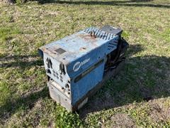 Miller Bobcat 225G CC/CV-AC/DC Welder/Generator 