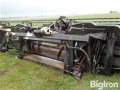 items/65fa44024c48f01195f2002248911068/2010-macdon-fd70-40-flex-draper-head_22a0a6e1ff204cc9a266a179611ec67a.jpg