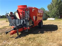 2018 KUHN Knight VT156 Vertical Maxx Feed Mixer Wagon 