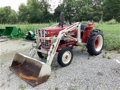 1977 International 284 2WD Tractor W/Loader 