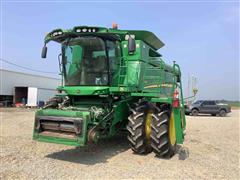 2012 John Deere S670 4WD Combine 