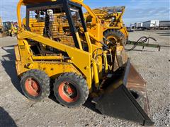 Case 1737 Skid Steer 