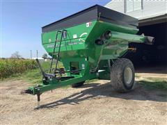 Brent 576 Grain Cart 