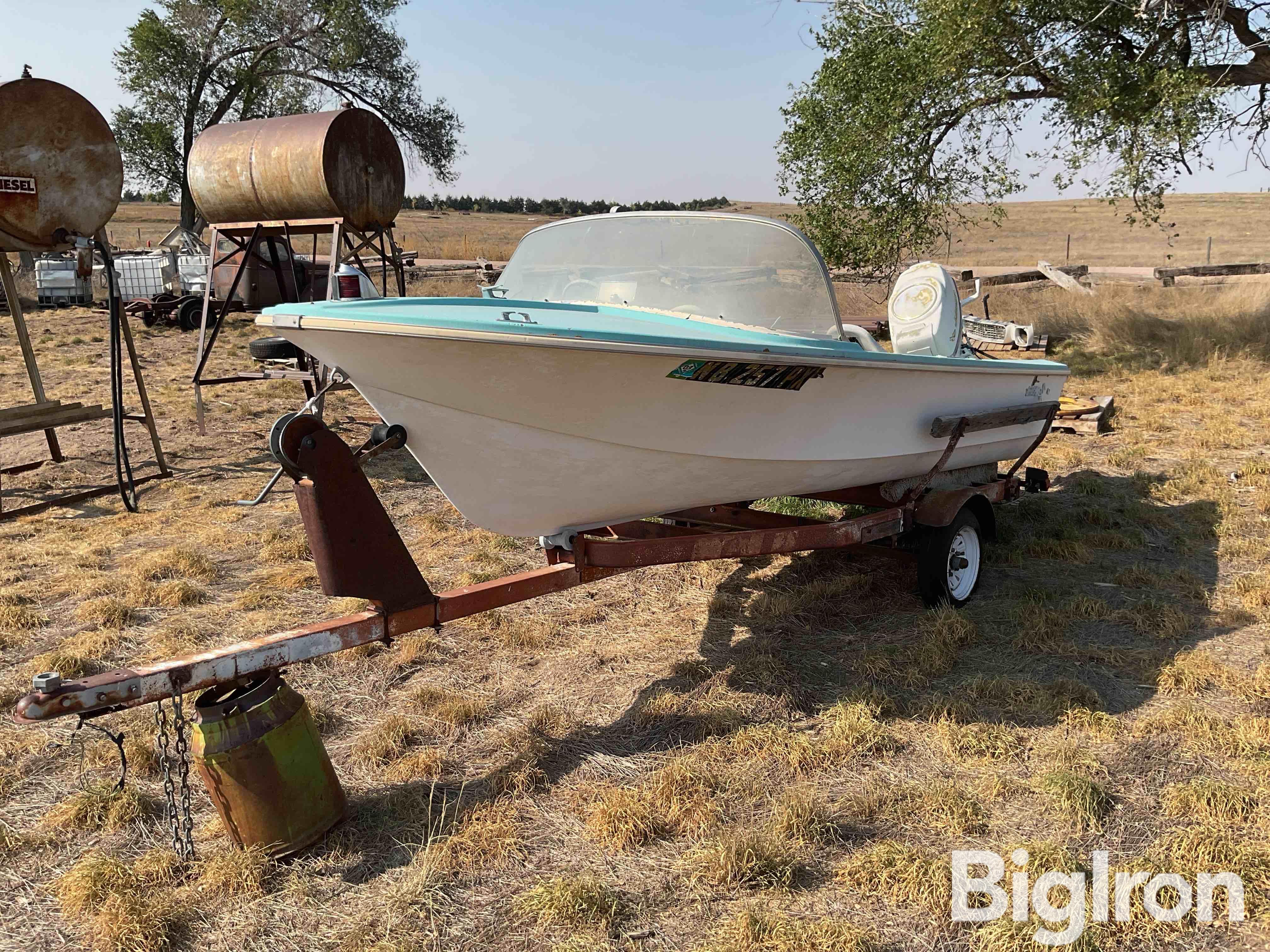 1961 StarCraft Motor Boat & Trailer 