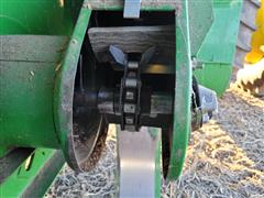 items/6724099583aced119ac400155d423b69/johndeere9560stscombine_561b7e2fbf07490e8c58def02936c3d3.jpg