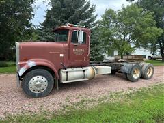 1989 International 9300 T/A Cab & Chassis 