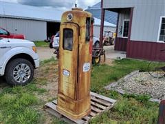 Martin & Schwartz Model 80 Antique Gas Pump 