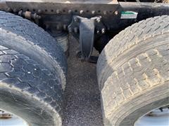 items/67a461cf12e1ec11b5cf0003fff934d4/1998freightlinerfld112064sttatrucktractor_1d1fa974ba1e4f3fae7797358c7d6a1d.jpg