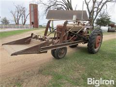 1953 International Super M 2WD Tractor W/Loader 