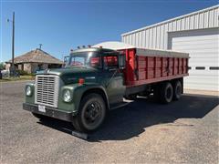 1973 International 1600 T/A Grain Truck 