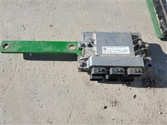 items/67d16efccea3ed119ac40003fff922e3/johndeere1760wiringtoplanterrowunits_29febc613cb44a9c90998a8faf658ac8.jpg