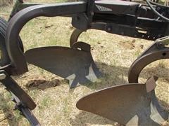 items/67ef876d1cbfec11bea100155d42e7c0/johndeere36006bottomadjustableplow_f27472c28dc84eb2910d461b9f2bedc2.jpg