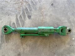 items/6817476b0c56ed11a76e0003fff934d4/2004johndeere8320mfwdtractor-9_53e7a4642c304ced9646de8c2815dd00.jpg