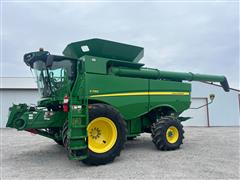 2018 John Deere S780 4WD Combine 