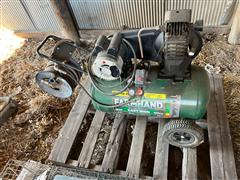 items/68b0fd061288ee11a81c00224890f82c/farmhandvt632801ajportableaircompressor_8d6568be907d42b489c55cf575816e17.jpg