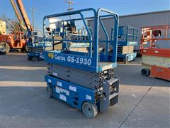 2014 Genie GS1930 Scissor Lift 