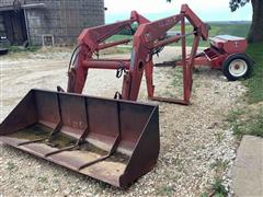 Westendorf Loader W/mounting Brackets 