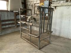 Hoof Trimming Chute 