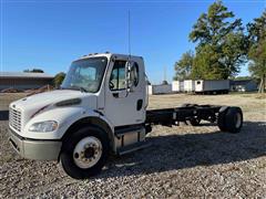 2007 Freightliner M2-106 S/A Cab & Chassis 