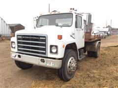 1981 International 1955 S/A Flatbed Truck 